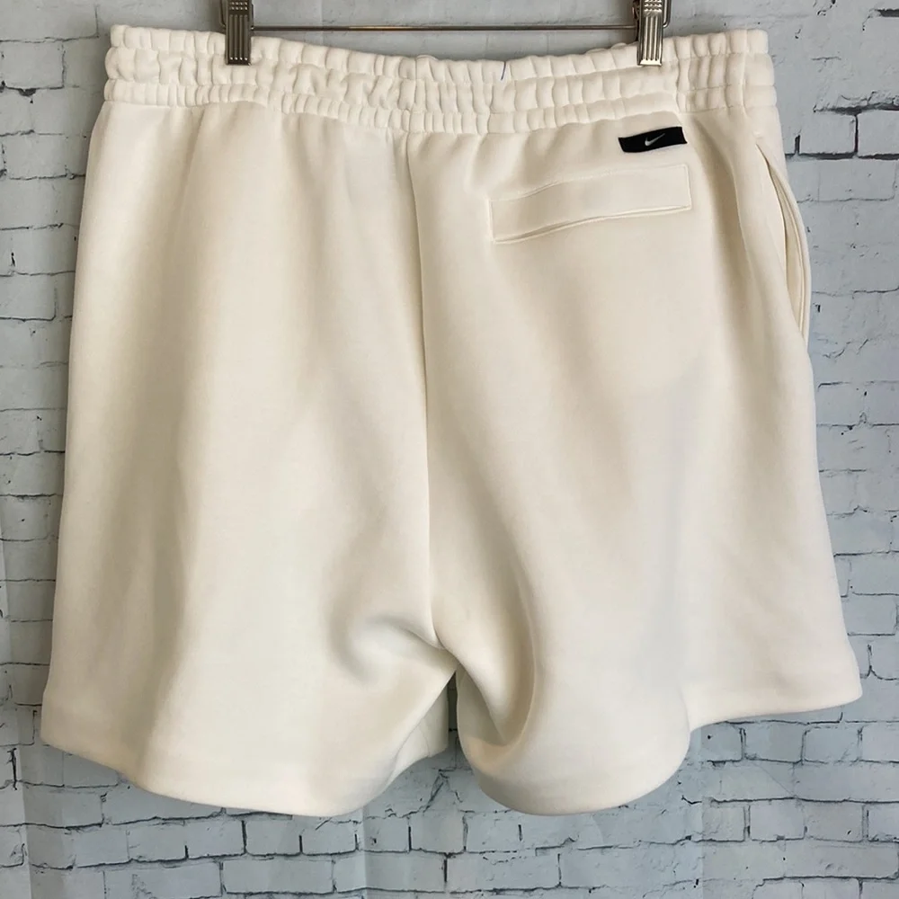 Nike Sportswear Tech Fleece Reimagined Men's 2024 Fleece Shorts L Streetwear Gym